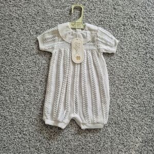 New Baby Size 3-9 Month White Knit Layette Outfit